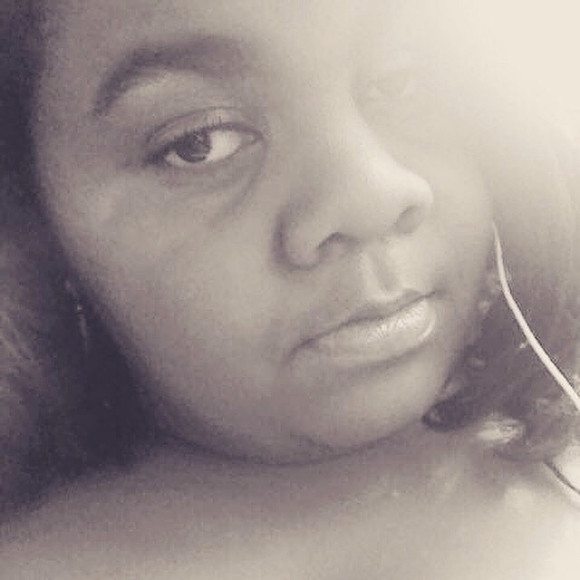 Meet your Posher, Jacinta - Picture 1 of 1